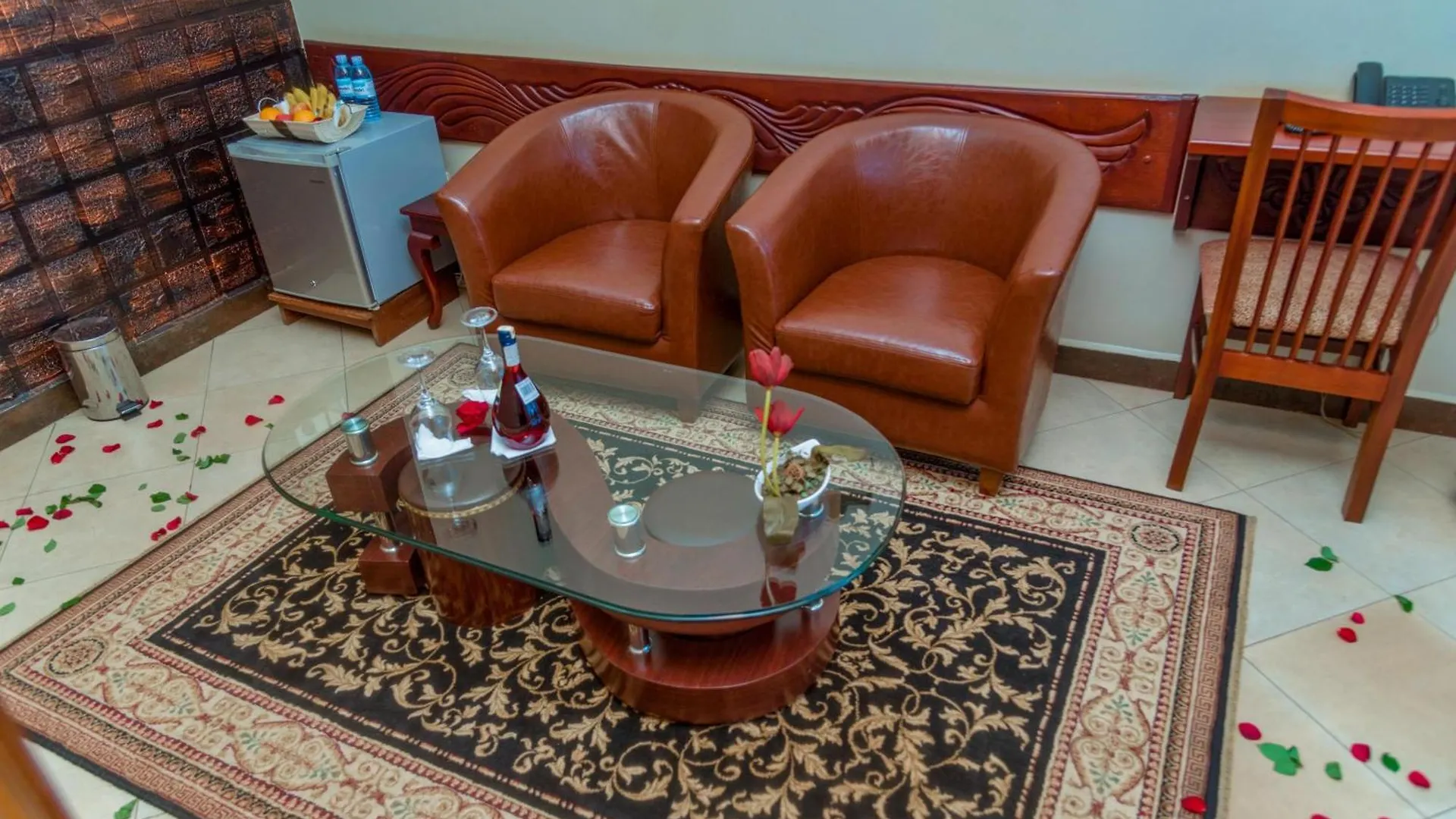 Jevine Hotel Kampala 5*,  Uganda