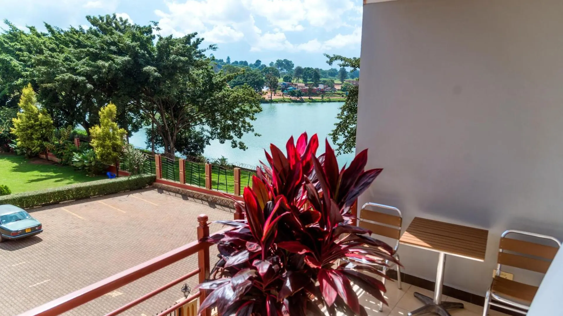 *****  Jevine Hotel Kampala Uganda