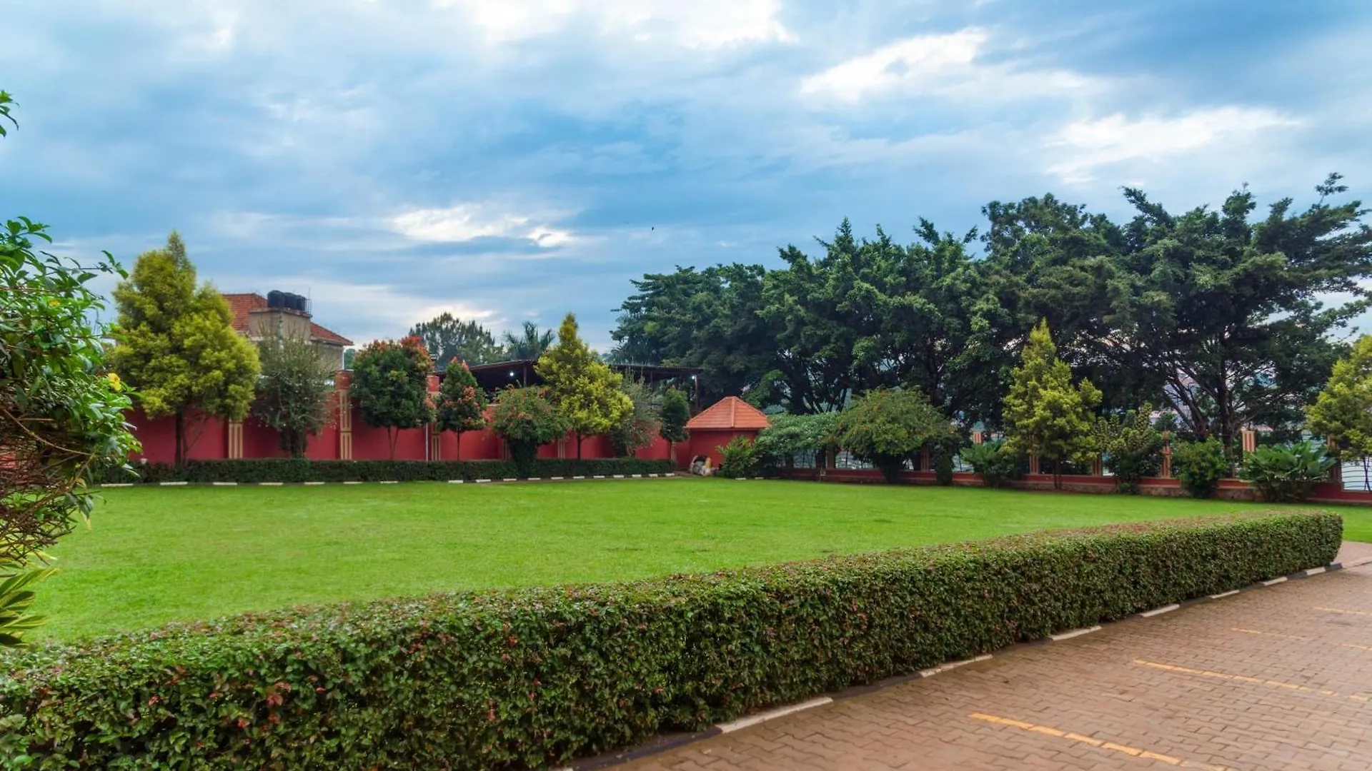 Jevine Hotel Kampala